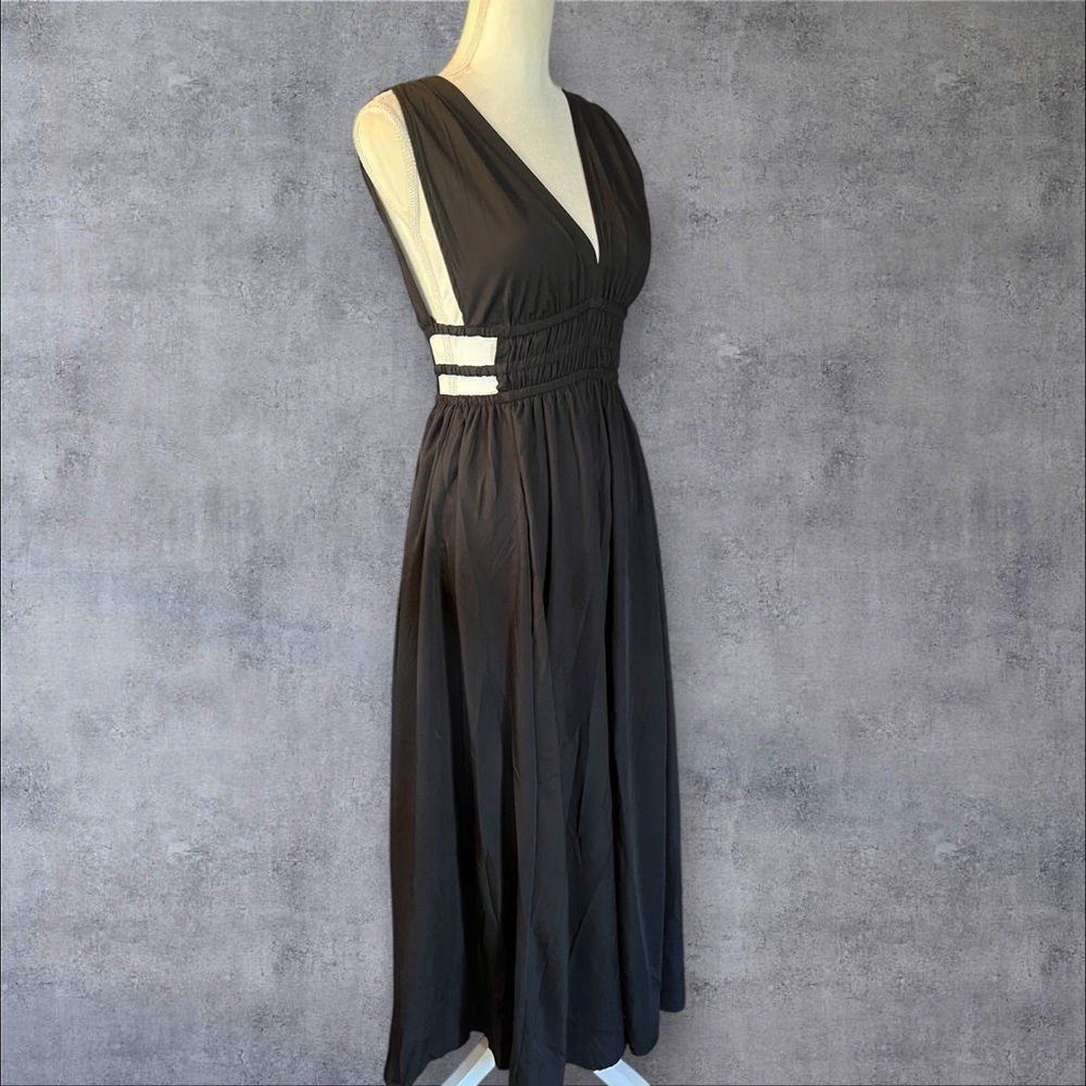 Indulge Elegant Black Midi Dress, NEW - Picture 2 of 8